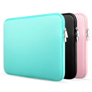 Laptop sleeve with zipper